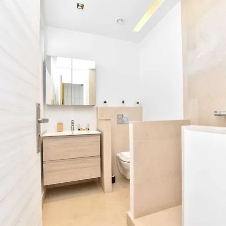 Feriehus Charming Cosy - 2p - Courcelles